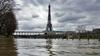 Sena poplavlja: zaprli bližnje poti, škode v Parizu za zdaj ni