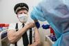 Poljska se poskusno odpira. Kmalu na trgu rusko-srbsko cepivo?
