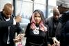 Nicki Minaj zavita v črno, njenega očeta povozil neznani voznik