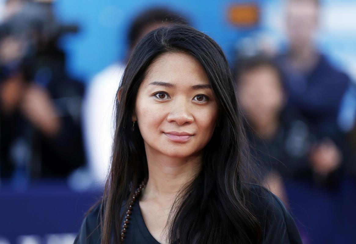 Chloe Zhao je nominirana za režijo filma Dežela nomadov, ki lahko postane tudi najboljši film cele podelitve. Trenutno je v kategoriji pravzaprav favoritka. Foto: EPA
