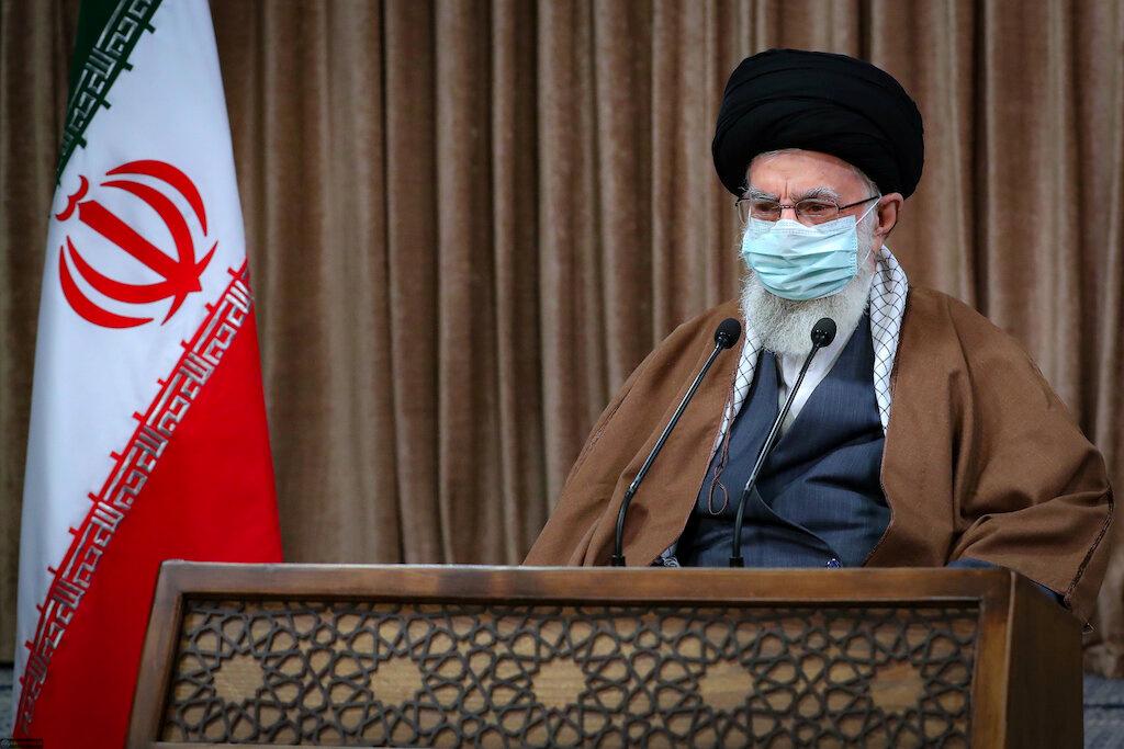 Hamenej je dejal, da se Iranu ne mudi z ukinitvijo sankcij, češ da se zanaša na domačo proizvodnjo. Foto: Reuters