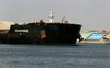 Skozi Sueški prekop izplulo vseh 420 plovil, ujetih zaradi nasedle ladje