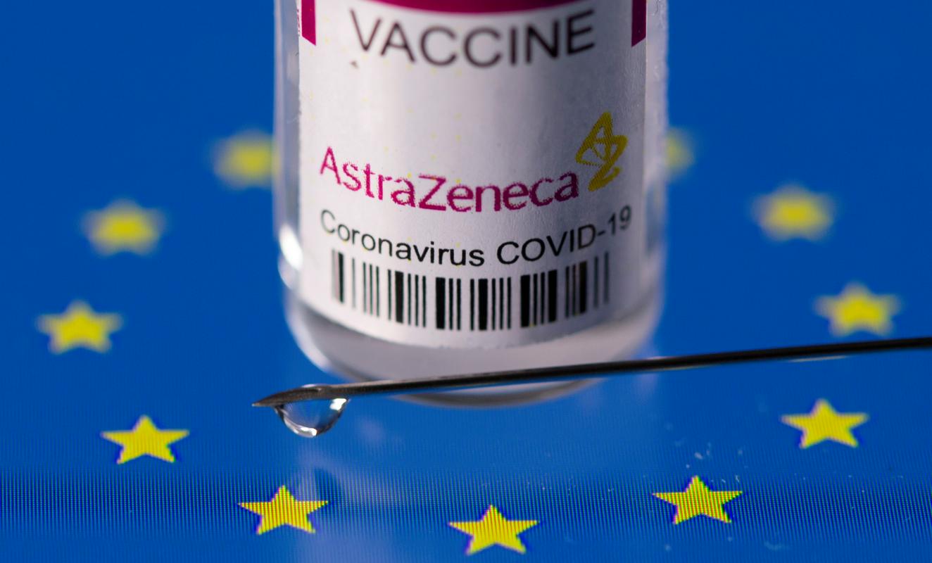 AstraZeneca močno zamuja z dobavo, tudi Sloveniji. Foto: Reuters