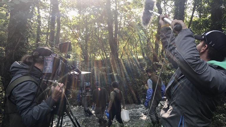 Rešeni pred izumrtjem 2 (utrinki s snemanja): v slikoviti Vipavski dolini v Sloveniji raziskovalci obnavljajo habitat lokalizirane in ogrožene primorske podusti. Foto: Anja Čuček/RTV Slovenija