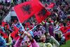 Albanija: V spopadu privržencev rivalskih strank ubit en človek