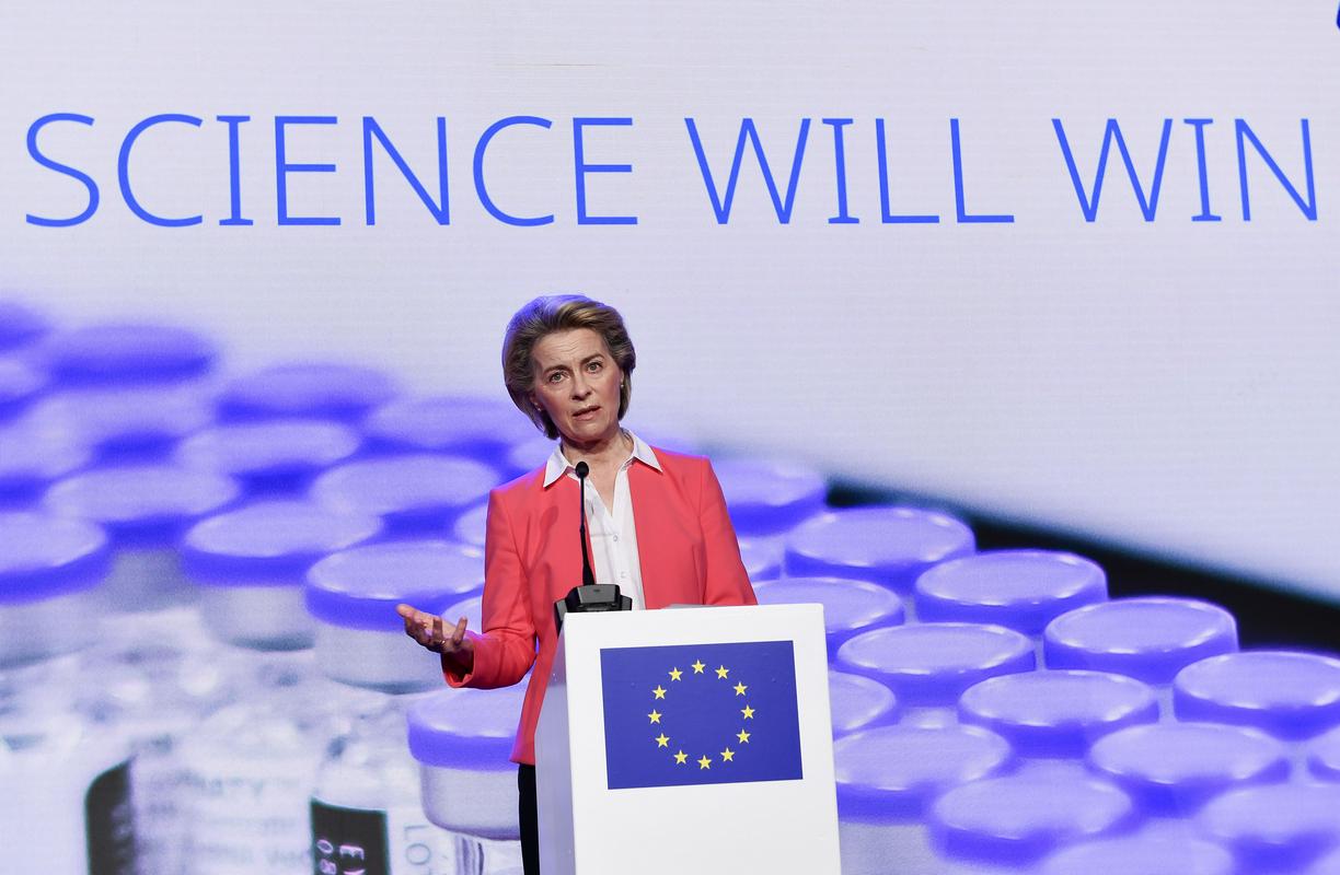 Predsednica Evropske komisije Ursula von der Leyen je bila že večkrat kritična do AstraZenece. Foto: EPA
