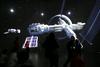 Kitajska gradi vesoljsko postajo in kopira Starship, umrl je Michael Collins (Apollo 11)