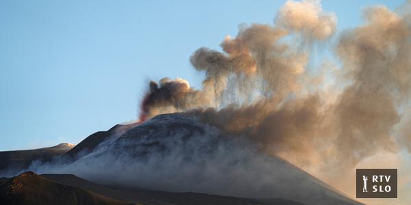 In Italia, lo stesso giorno sono eruttati i vulcani Etna e Stromboli