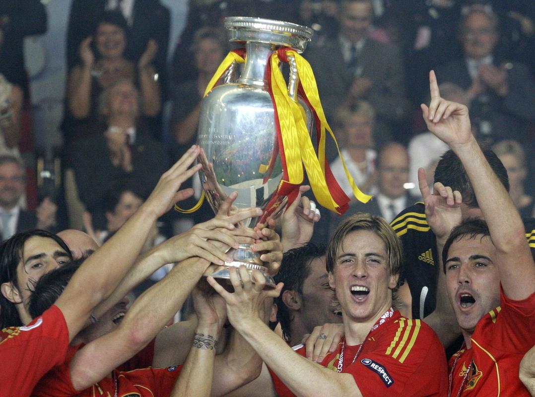 Fernando Torres je dosegel edini zadetek na finalni tekmi na Dunaju. Foto: AP