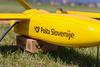 Poskusni polet: Pošta Slovenije z dronom dostavila paket na Vršič