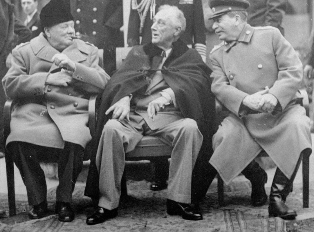 Winson Churchill, Franklin Roosevelt in Josif Stalin 4. februarja leta 1945 na Jalti. Foto: AP