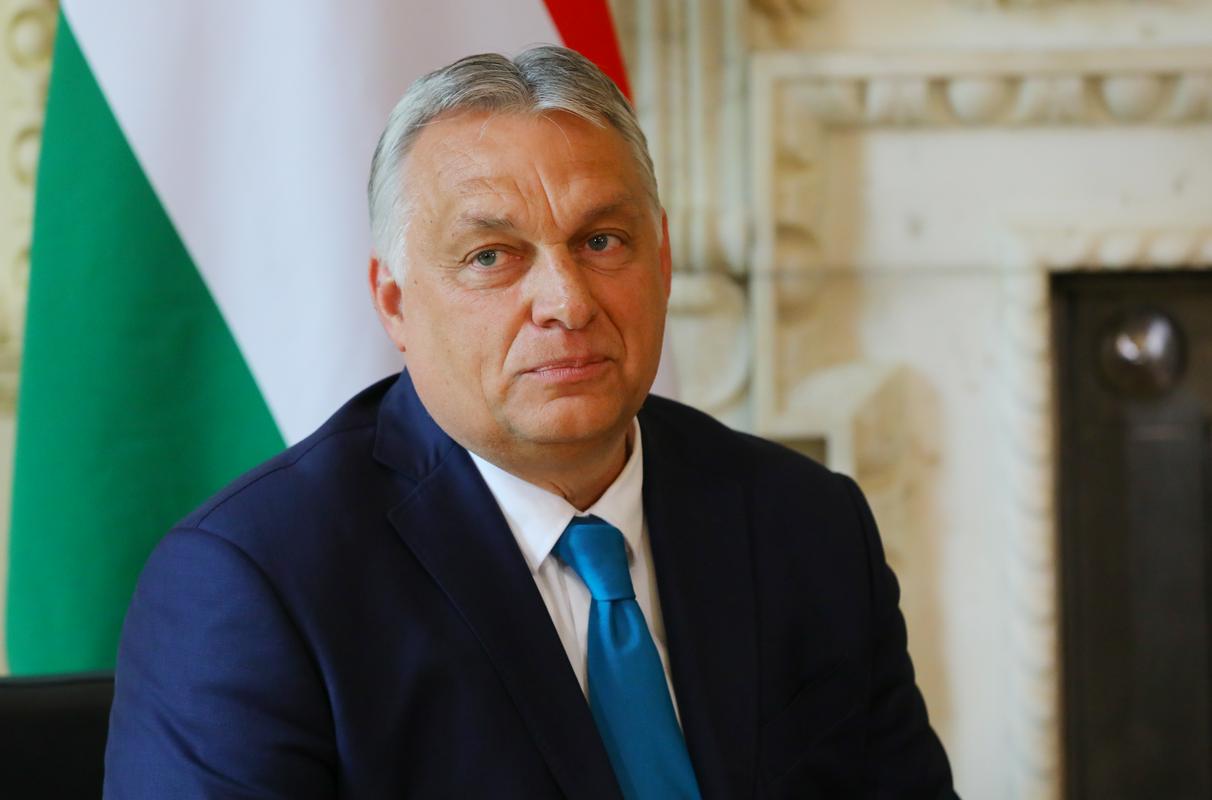 Madžarski premier Viktor Orban je v povezavi s pandemijo covida-19 na državnem radiu napovedal nove zajezitvene ukrepe. Foto: EPA