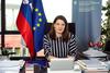 Opozicija bo z interpelacijo Simone Kustec počakala, dokler ministrica ne bo okrevala 
