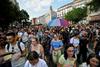 Udeleženci Parade ponosa nasprotujejo novi madžarski zakonodaji
