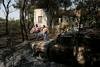 Na grškem otoku Evbeja požar uničil najmanj 150 hiš, Turčija z zgodovinskimi požari