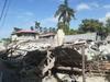 V rušilnem potresu na Haitiju najmanj 300 smrtnih žrtev in več kot tisoč ranjenih