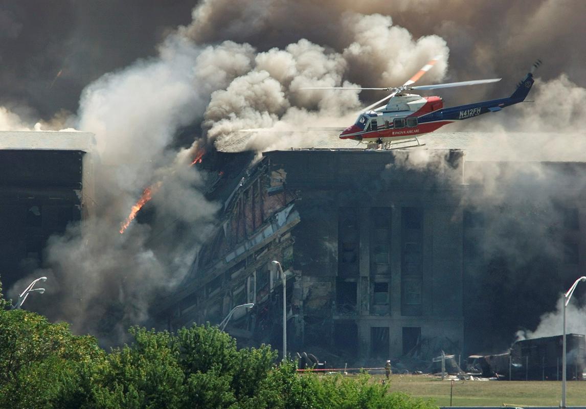 Porušeni del zahodnega krila Pentagona. Foto: AP