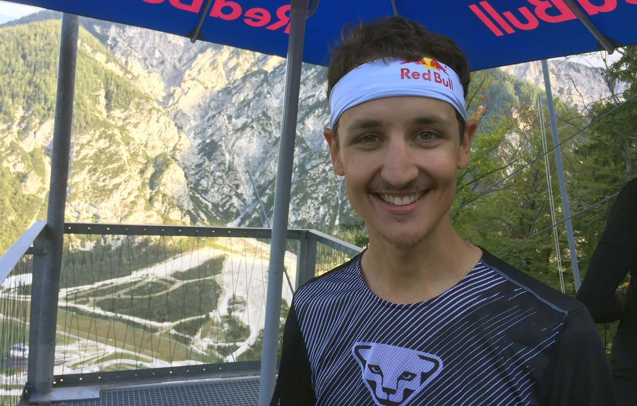 Luka Kovačič je petkrat zapored dobil tek Red Bull 400 Planica, tokrat pa je bil najhitrejši na Šmarni gori. Foto: MMC RTV SLO/T. O.
