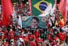 V Braziliji protestniki zahtevali odstop Bolsonara