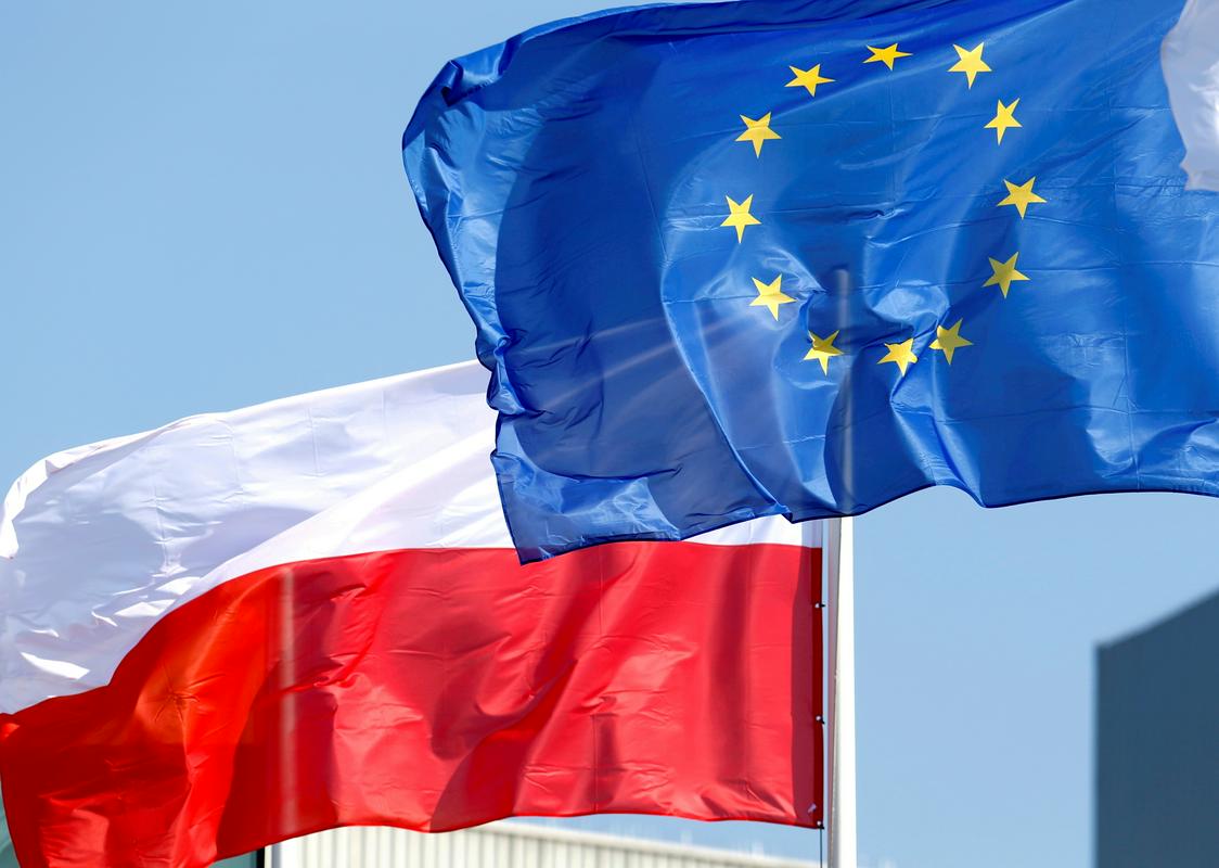 Varšava in Bruselj sta zaradi poljskih pravosodnih reform že več let v sporu. Foto: Reuters