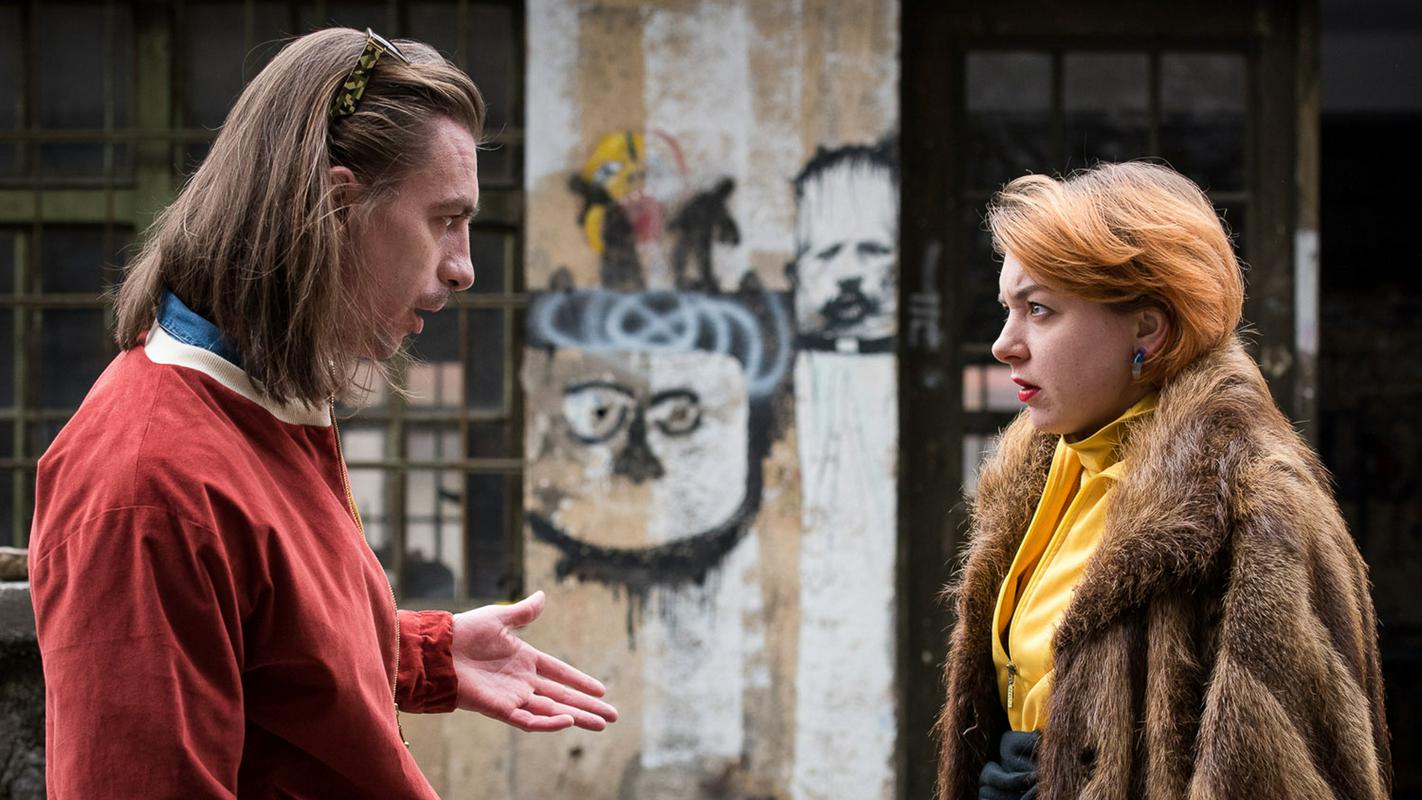 V filmu z naslovom Prasica, slabšalni izraz za žensko nastopata Jure Henigman in Liza Marijina. Foto: LIFFe