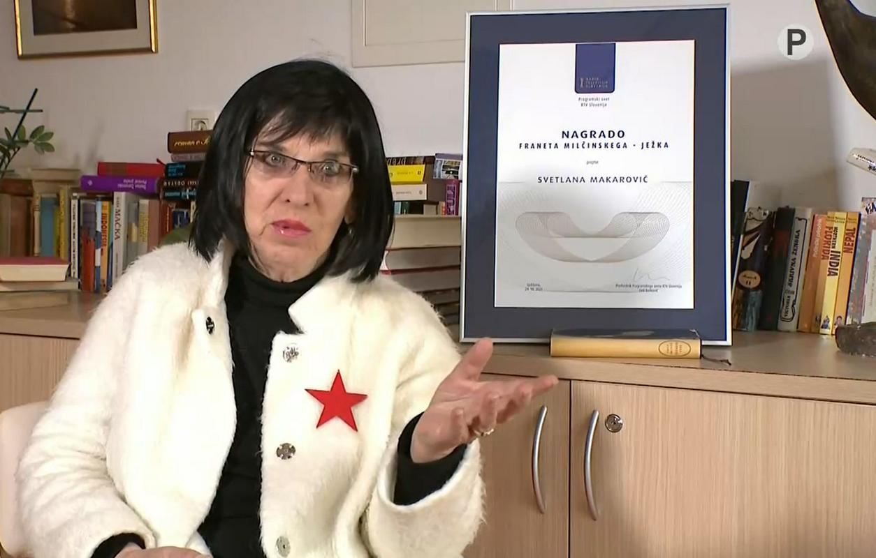 Svetlana Makarovič je nagrado sprejela, denarnemu delu pa se je odpovedala. Foto: RTV Slovenija, zajem zaslona
