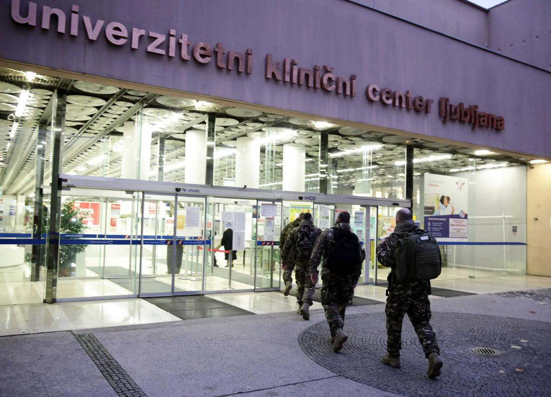 Napotitev zdravstvenih ekip slovenske vojske v podporo zdravstvenemu sistemu. Foto: BoBo