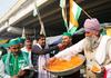 Indijski premier po letu protestov razveljavil sporne kmetijske zakone 