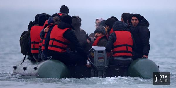 Au moins 31 réfugiés sont morts lorsqu’un bateau chavire dans la Manche