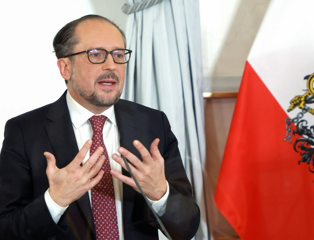 Schallenberg je pred prevzemom vodenja vlade zasedal položaj zunanjega ministra. Foto: Reuters