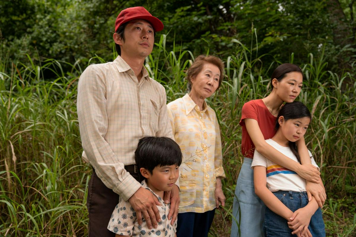 Youn Yuh Jung, Alan S. Kim, Noel Cho, Steven Yeun in Yeri Han v filmu Minari. Foto: IMDb