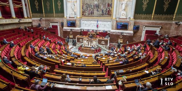France : le Parlement adopte un projet de loi pour restreindre davantage les non-vaccinés