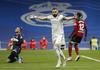 300. gol Benzemaja v belem dresu utrl Madridu zmago proti Valencii