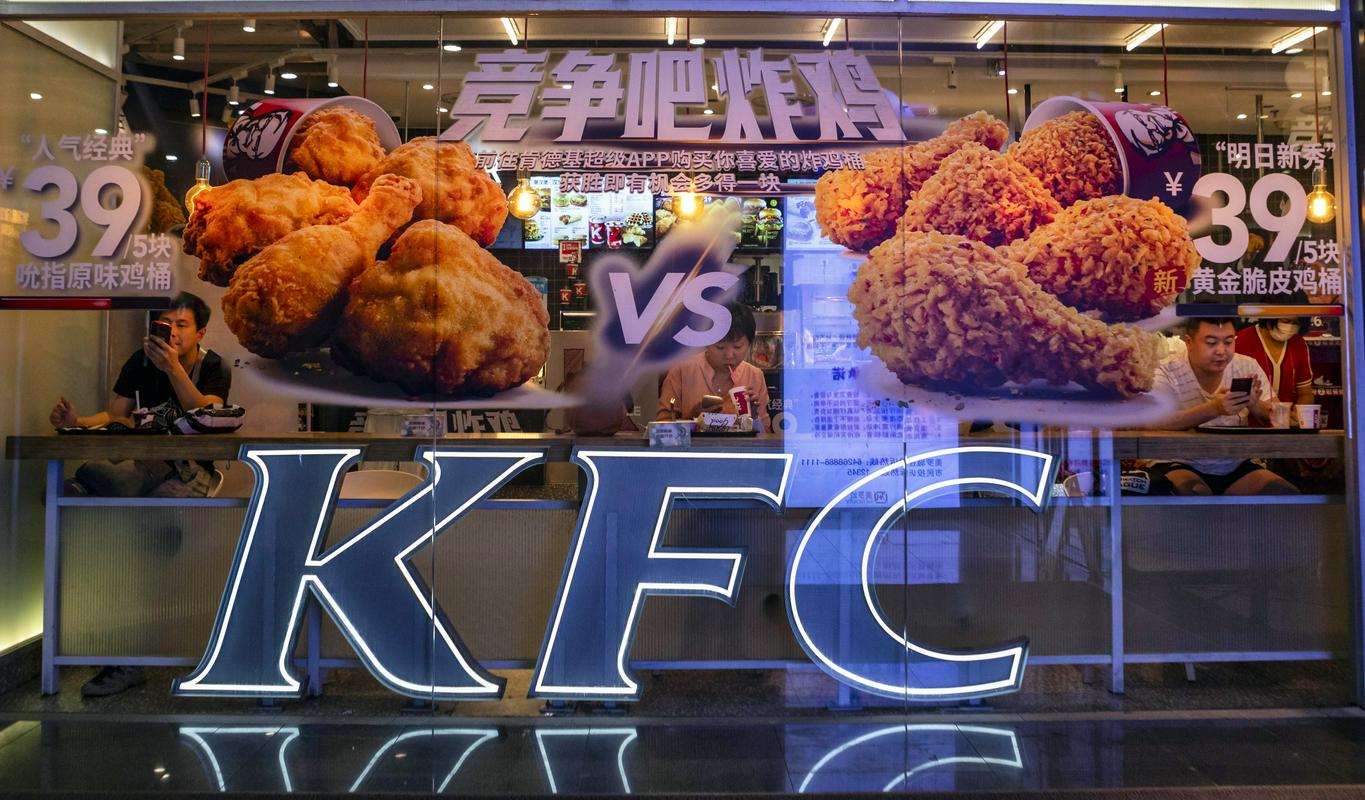 KFC na Kitajskem upravlja domače podjetje Yum China. Foto: EPA