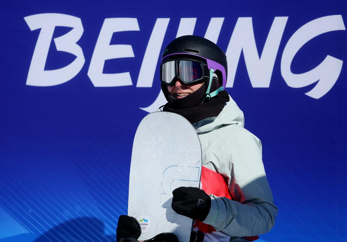 31-letno Blejko Urško Pribošič v Pekingu 2022 čaka v ponedeljek, 14. februarja, še kvalifikacijski nastop v skokih (Big Air). Foto: Reuters