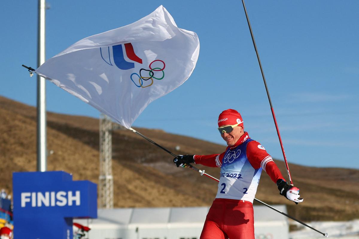 Po treh srebrnih medaljah in bronu v Pjongčangu je Aleksander Boljšunov pritekel do prvega zlatega olimpijskega odličja. Vse dosedanje kolajne je osvojil v petih različnih disciplinah! Foto: Reuters