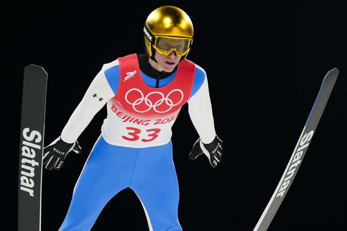 Peter Prevc v boju za olimpijsko medaljo v času nedeljskega kosila je zimsko-športna kombinacija za 509.100 televizijskih gledalcev, kar je prineslo najbolj gledan prenos oz. oddajo v Sloveniji v zadnjem štiriletnem obdobju. Foto: AP