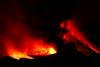 Izbruh ognjenika Etna razsvetlil nebo nad Sicilijo
