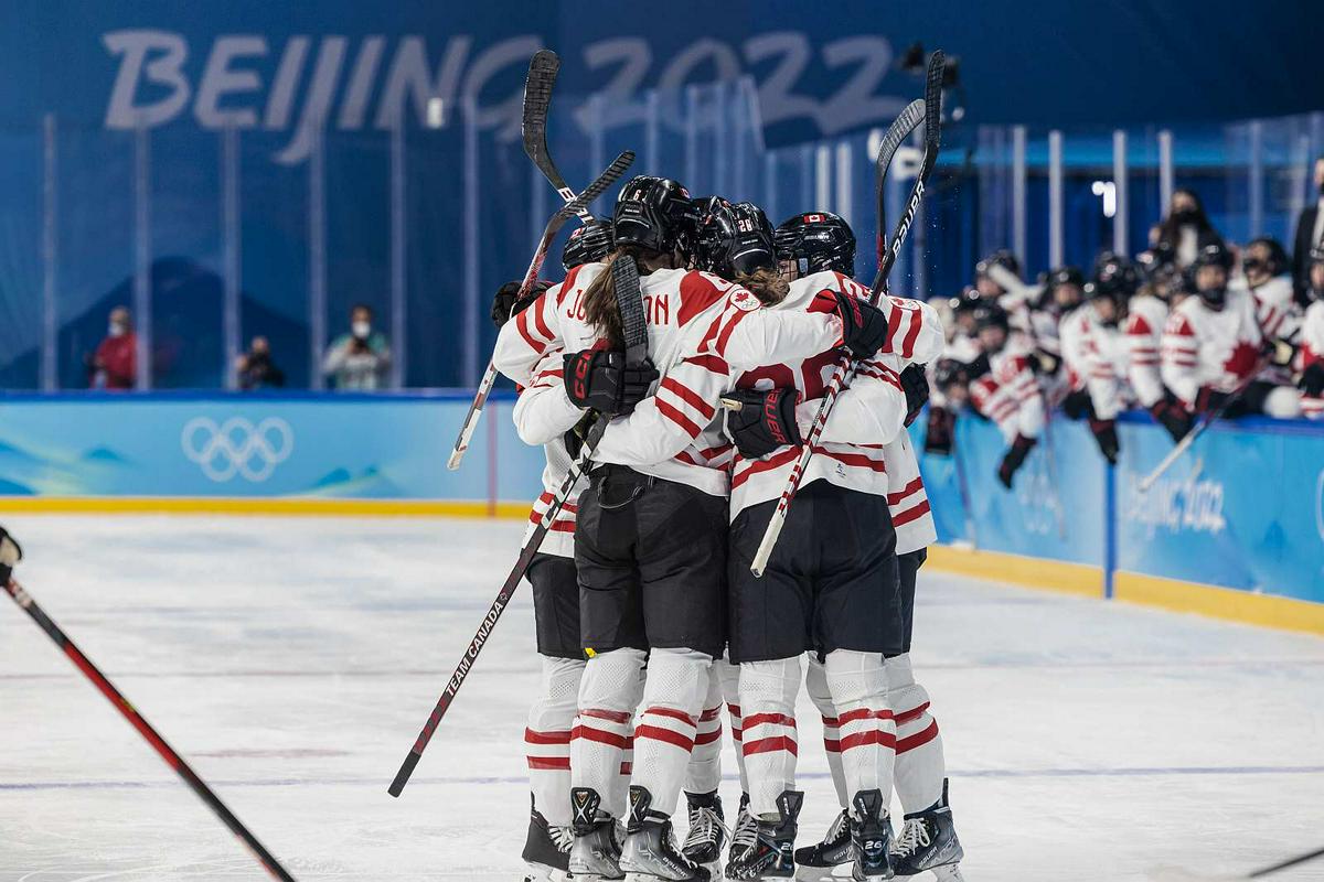 Kanadčanke so olimpijski naslov osvojile štirikrat na šestih turnirjih. Foto: EPA