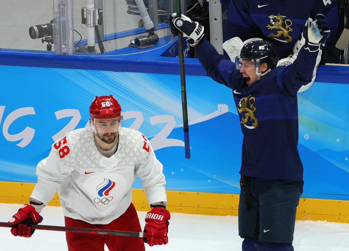 Veselje 27-letnega branilca Finske ob izenačenju. Ville Pokka sicer zadnje štiri sezone igra v Rusiji za Avangard Omsk. Foto: Reuters