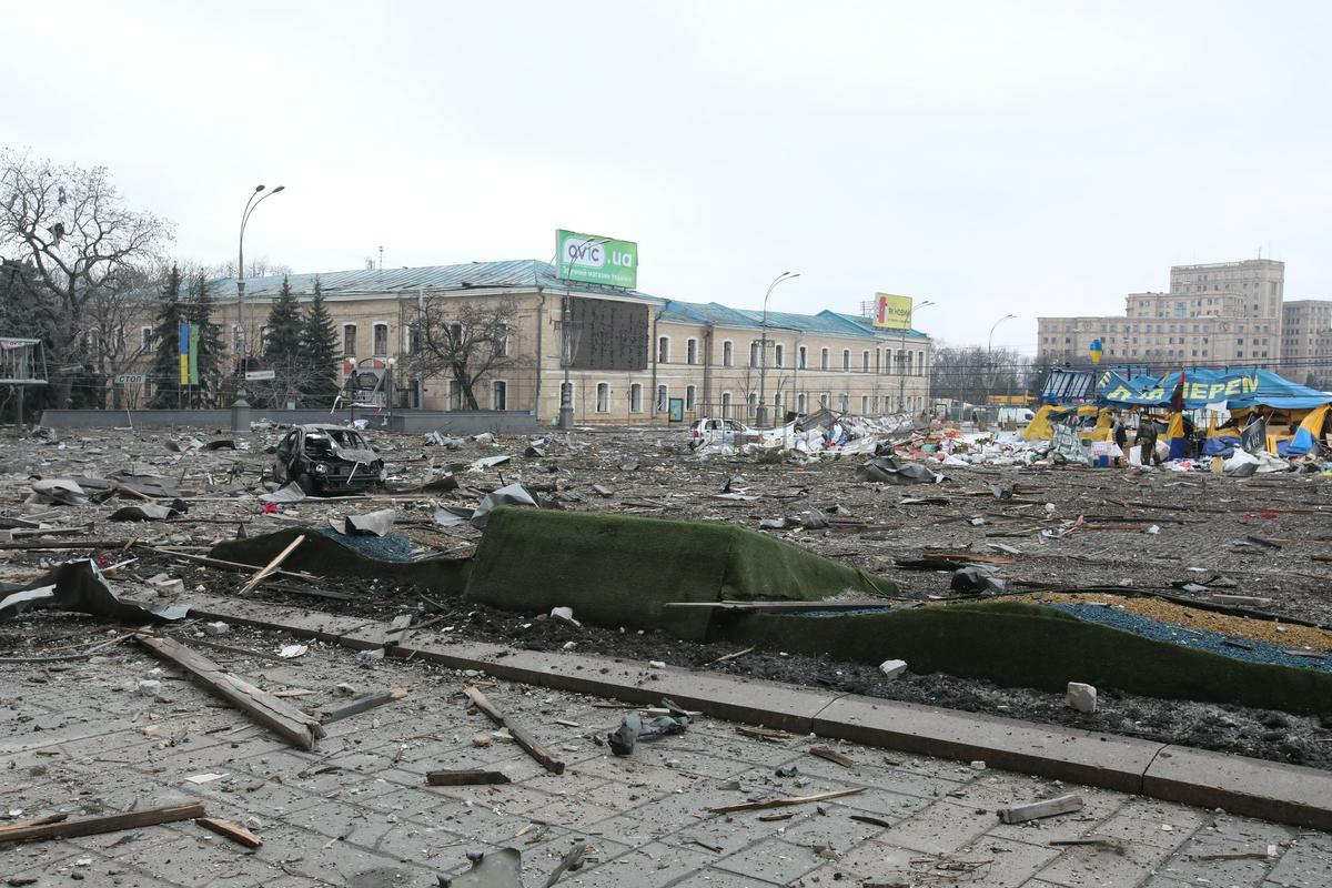 Posledice napada v Harkovu. Foto: Reuters