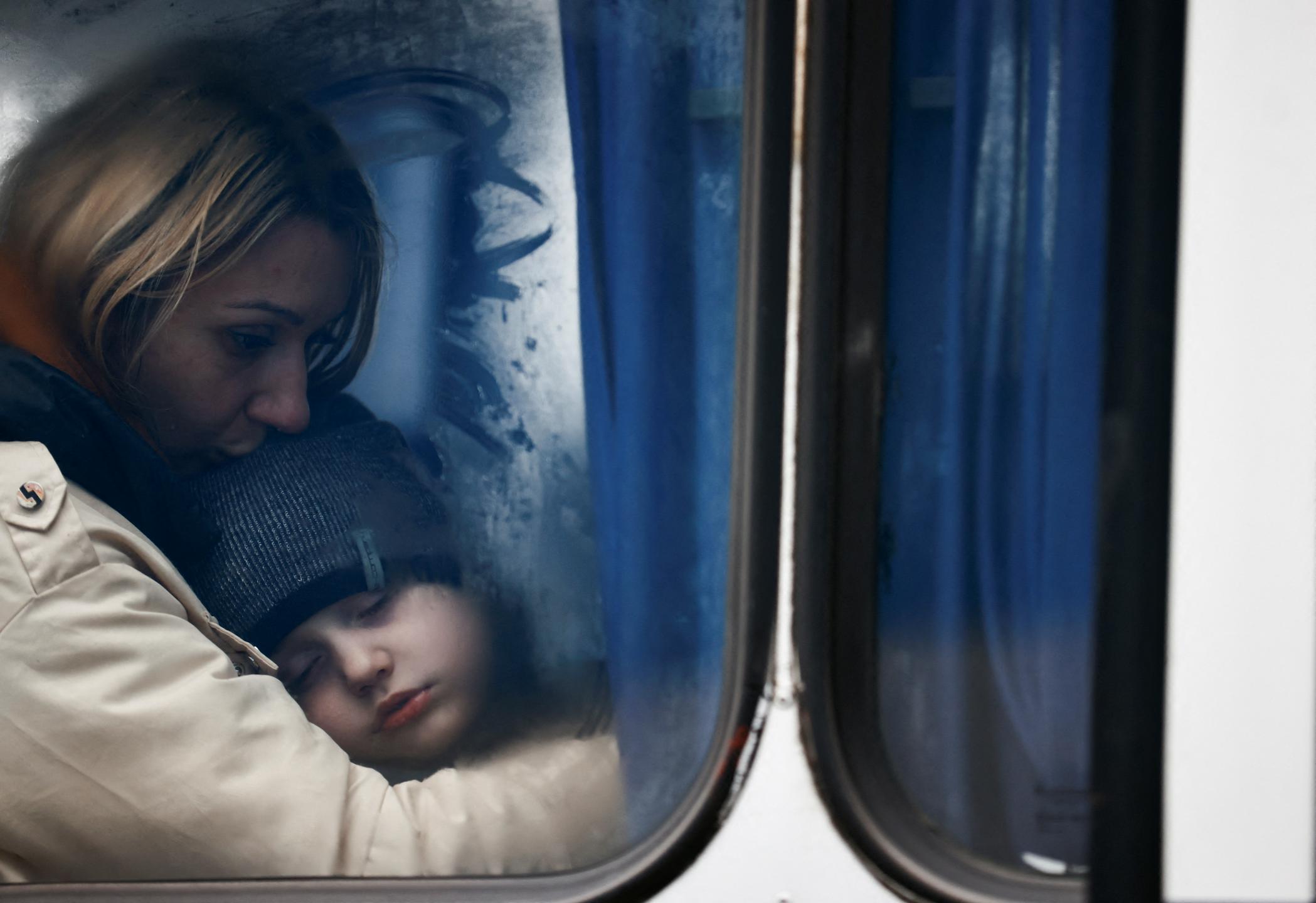 Ana, Oksana in Svetlana: zgodbe treh Ukrajink, ki so zaradi vojne zapustile dom