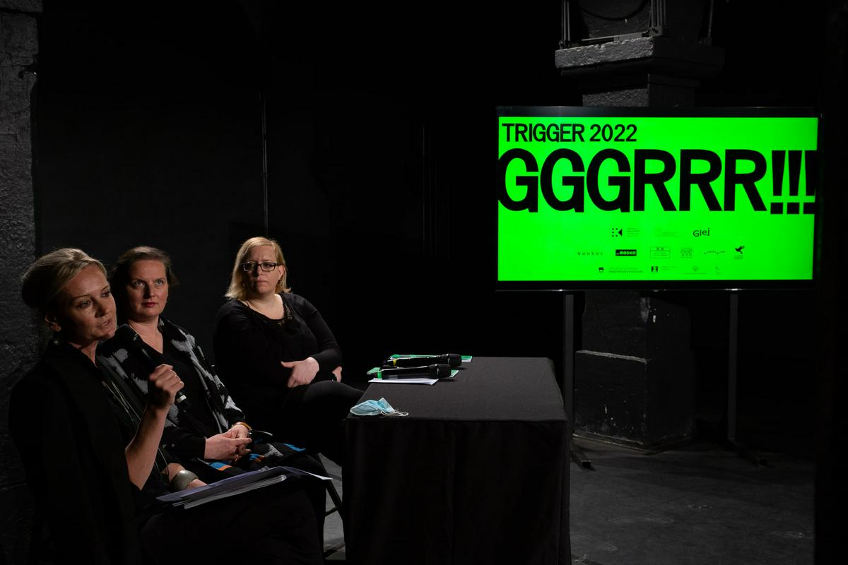 Posnetek s ponedeljkove novinarske konference, na kateri je bil predstavljen program letošnjega festivala Trigger. Foto: Gledališče Glej