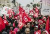 Predsednik Tunizije razpustil parlament, poslance bo kazensko preganjal