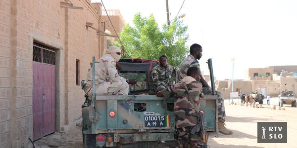 Paris pointe du doigt la junte militaire et les mercenaires russes pour les massacres au Mali