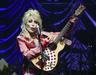 Nora rutina 76-letne Dolly Parton: vstaja ob 3. uri in spi z ličili