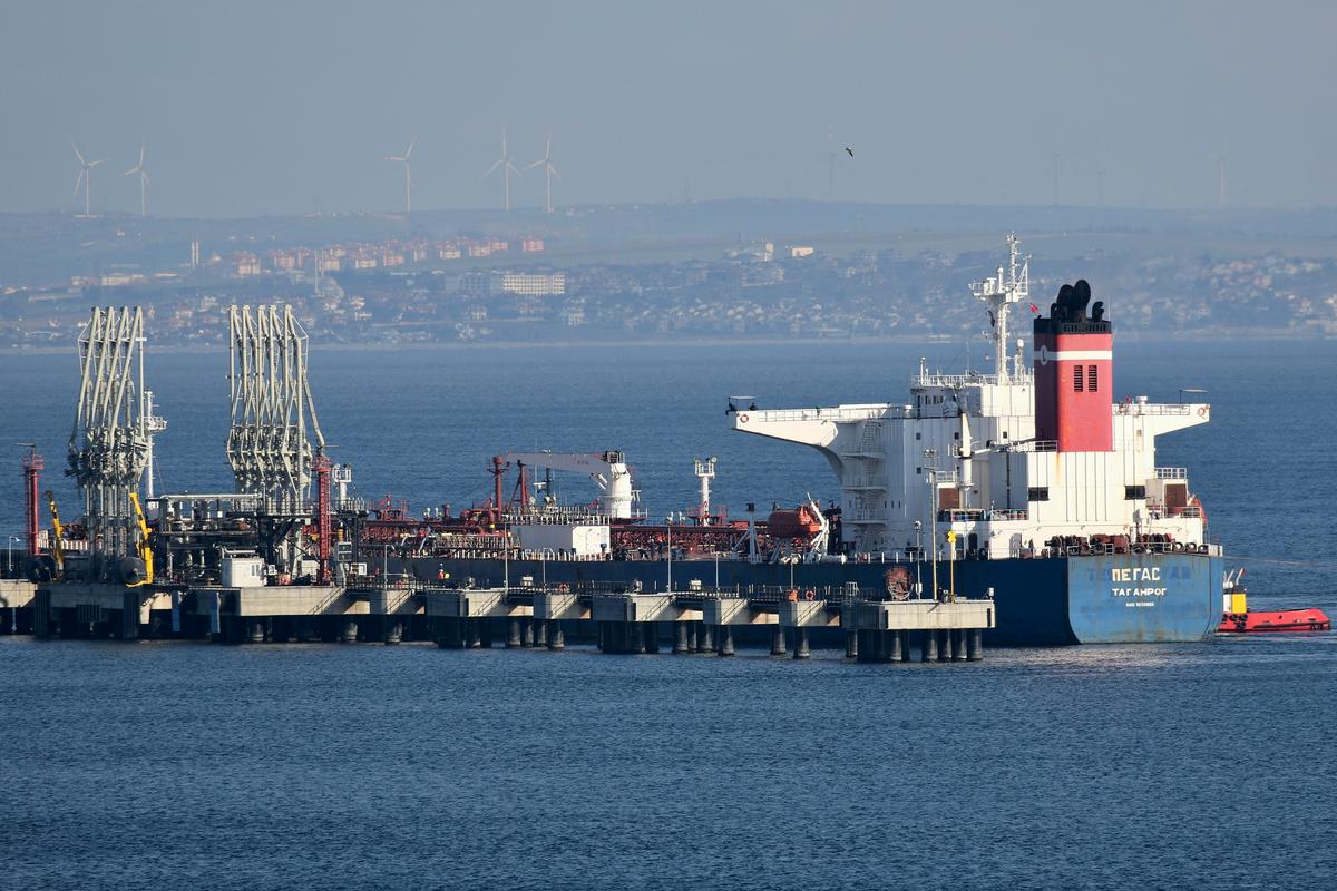 Ruski tanker Pegaz, ki ga je zajela Grčija. Foto: Reuters
