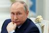 Putin: Če nas želi Zahod premagati na bojišču, naj le poskusi