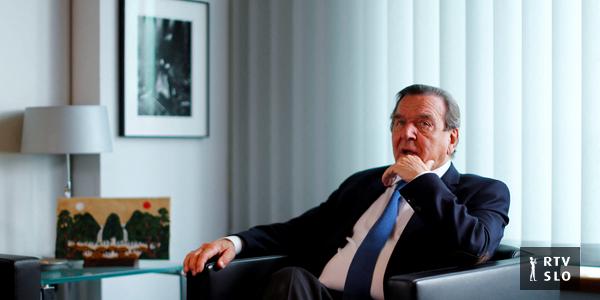 Der frühere deutsche Bundeskanzler Schröder verlor durch Kontakte zu Russland einige Privilegien