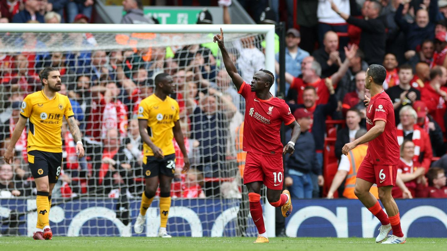 Sadio Mane je v 24. minuti izenačil izid na 1:1, potem ko je Anfield že na uvodu srečanja šokiral Pedro Neto. Foto: Reuters